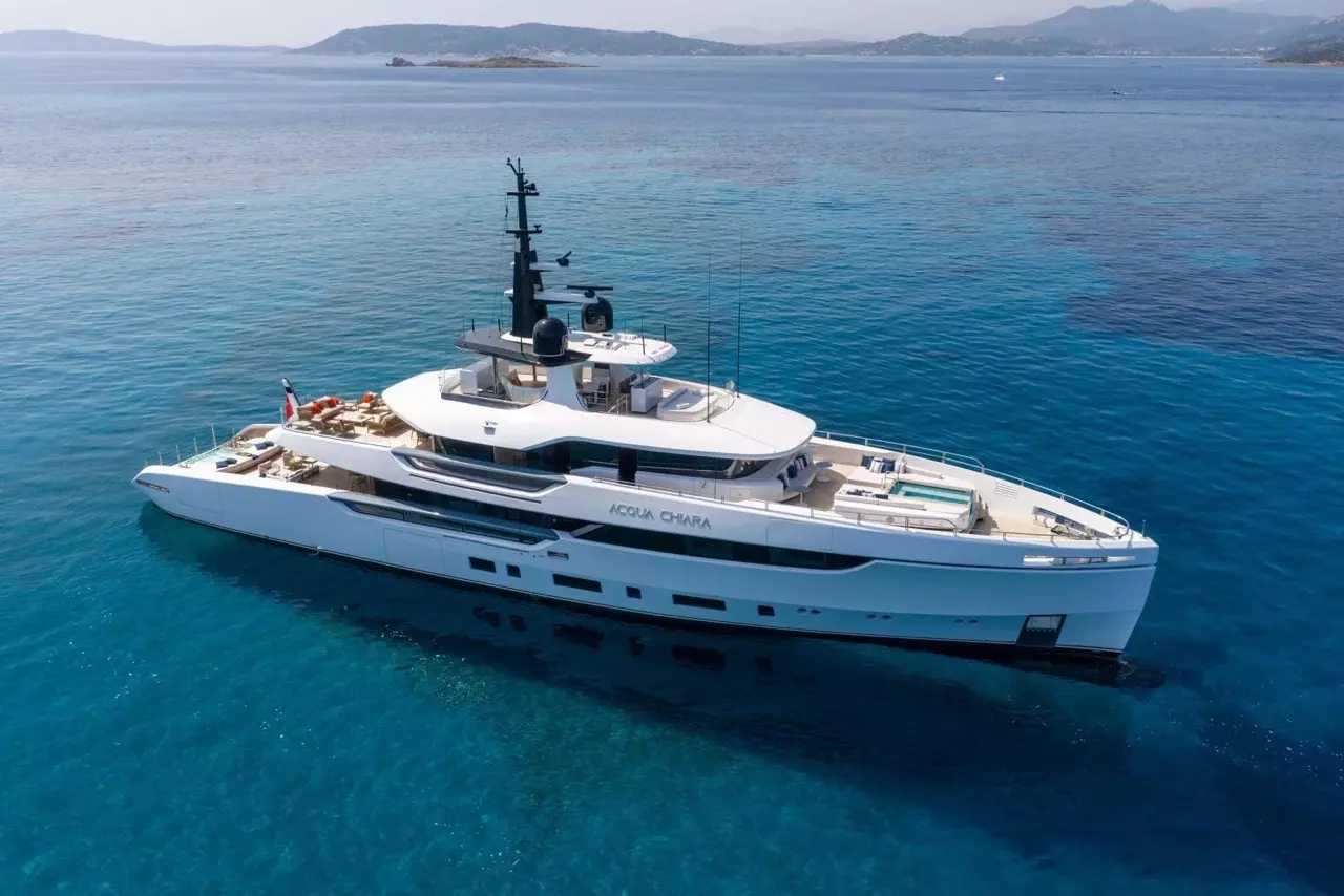 Acqua Chiara by Columbus - Special Offer for a private Superyacht Charter in Valletta with a crew