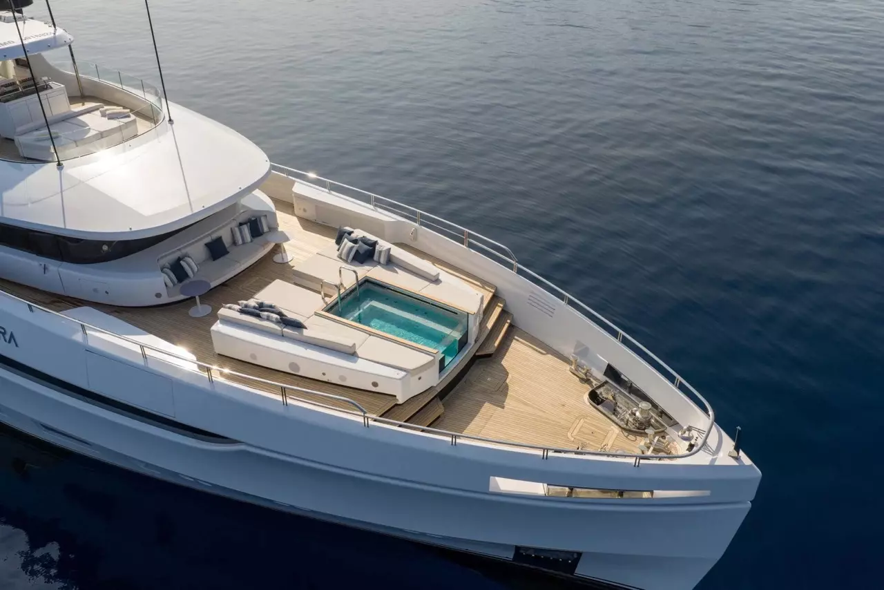 Acqua Chiara by Columbus - Special Offer for a private Superyacht Charter in Valletta with a crew