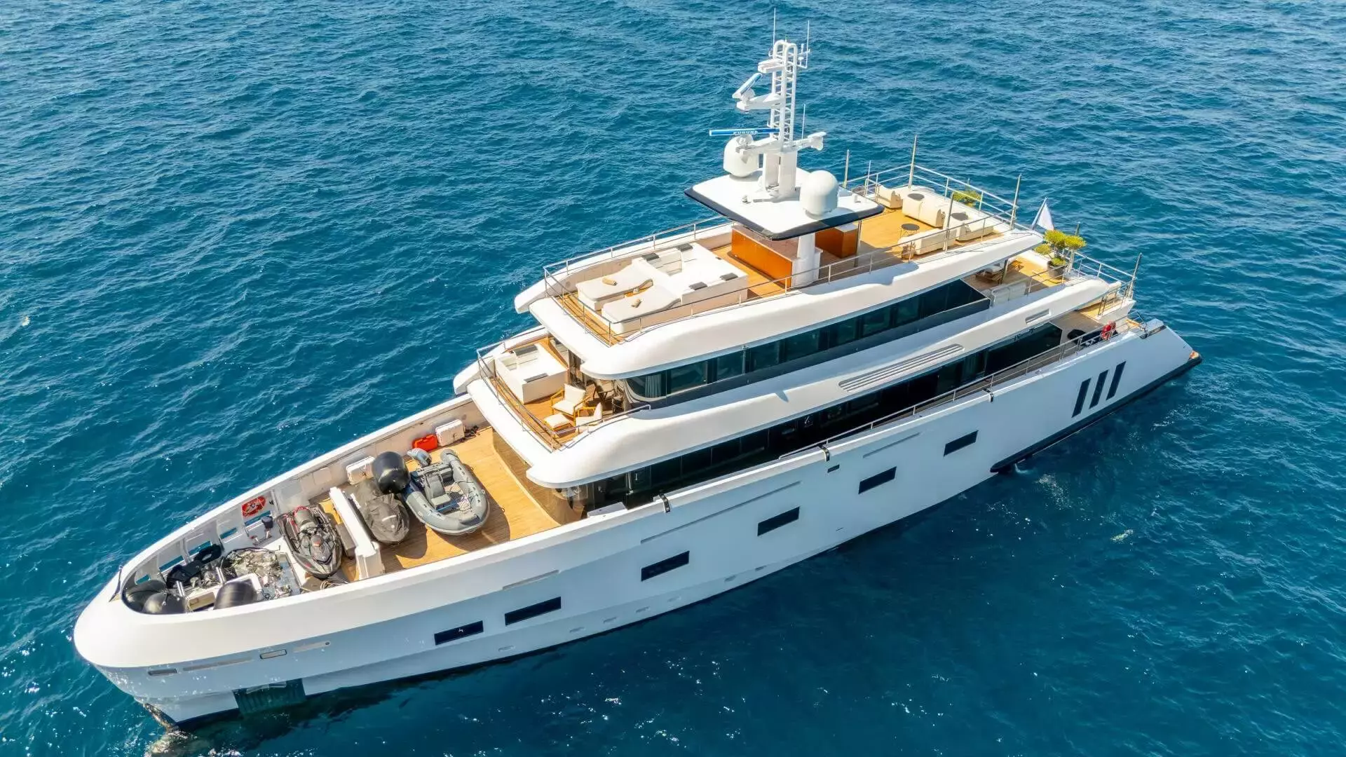 Boat Rental and Yacht Charter at the best yachting destinations around the world