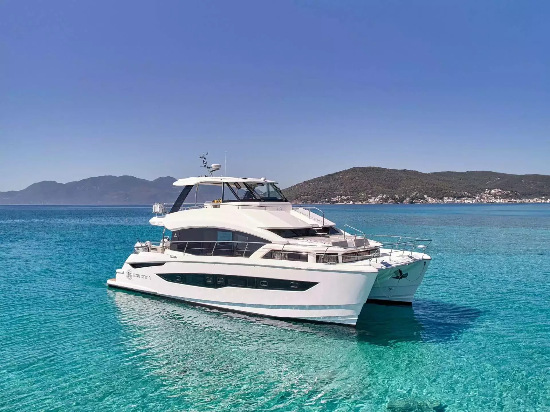 Boat Rental and Yacht Charter at the best yachting destinations around the world