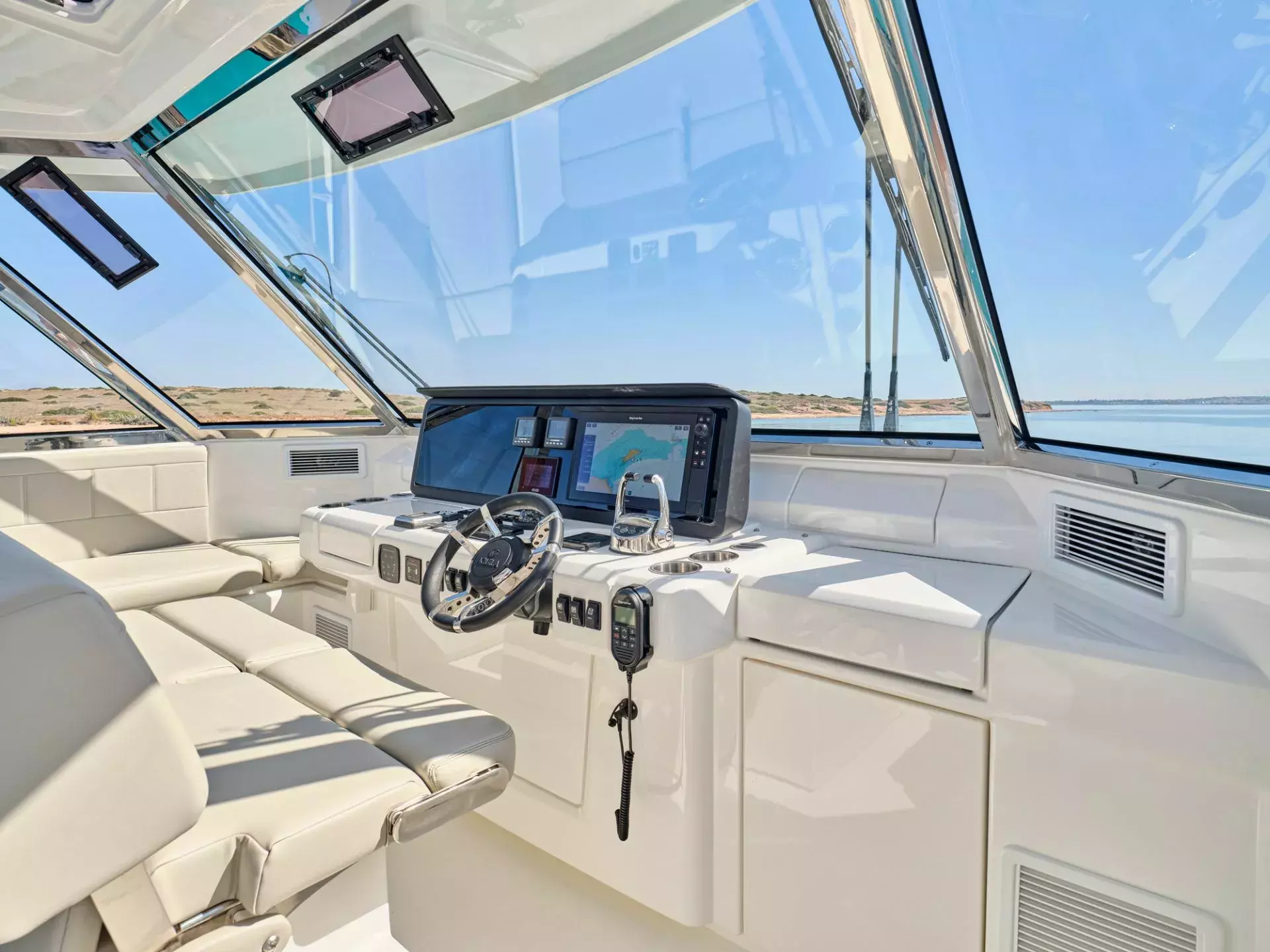 Boatcrowd