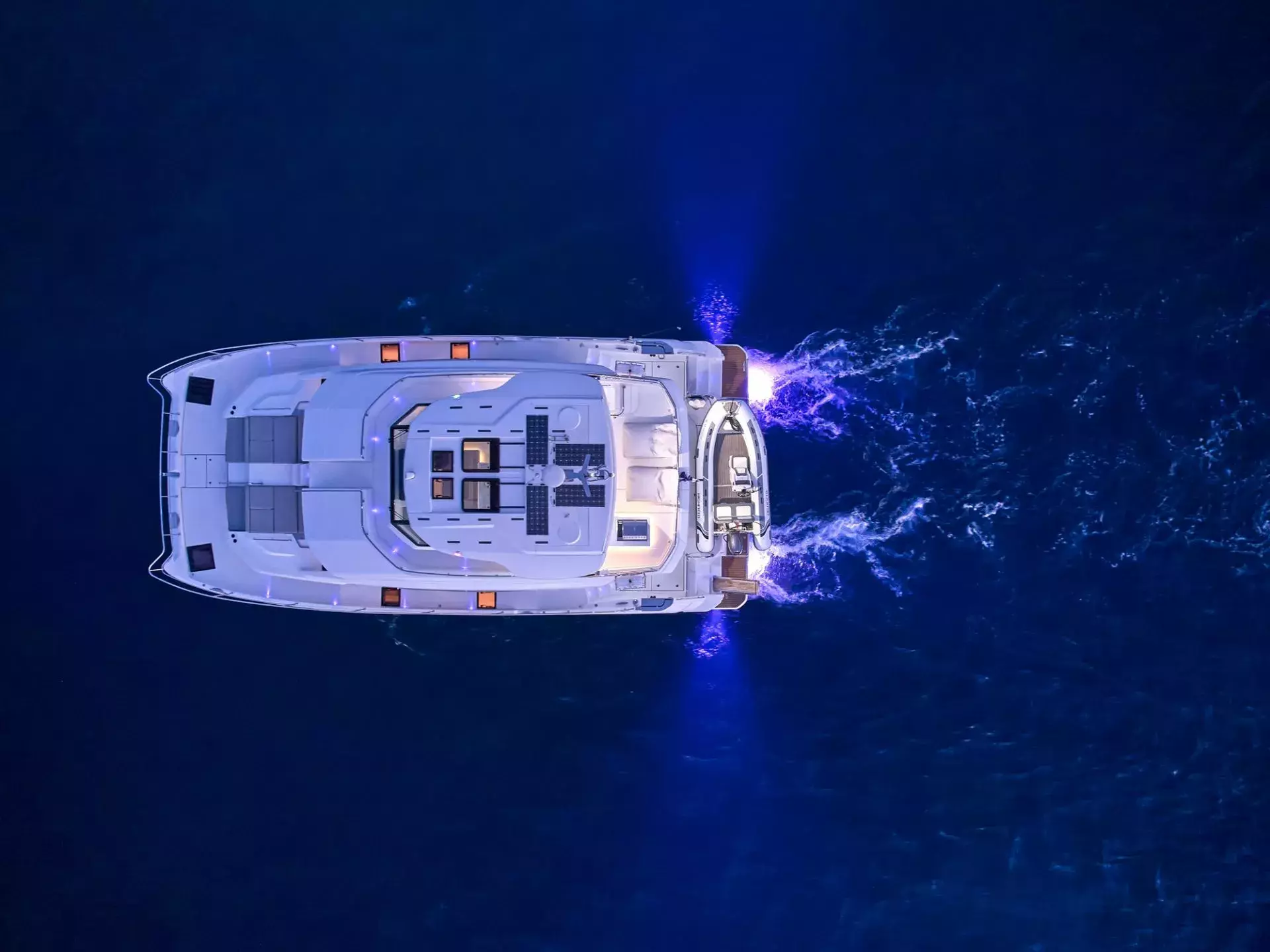 Boatcrowd
