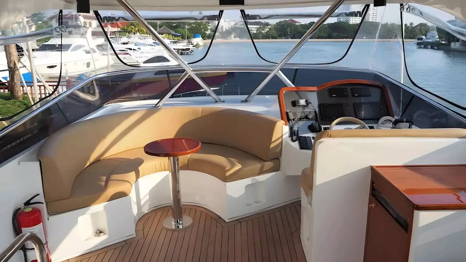 Boatcrowd