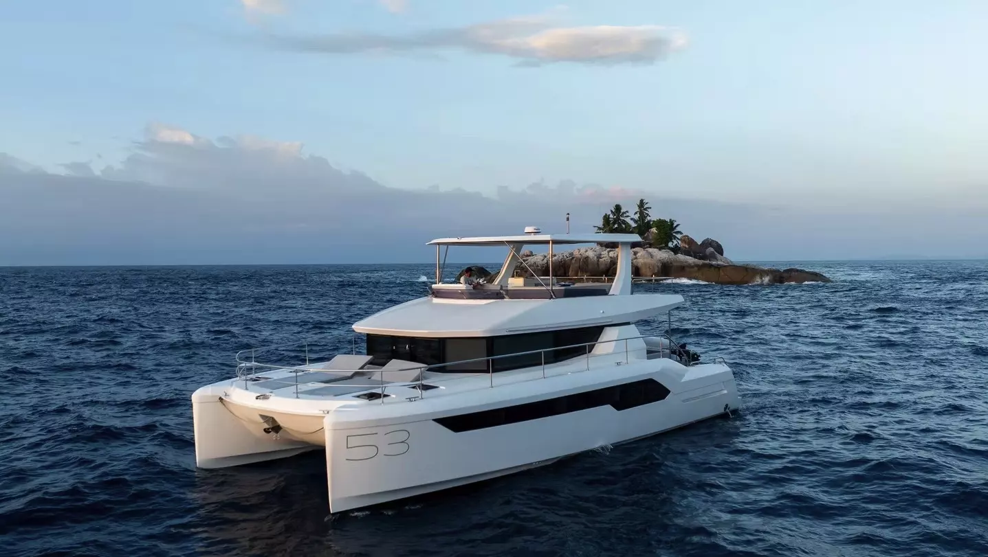 Boat Rental and Yacht Charter at the best yachting destinations around the world