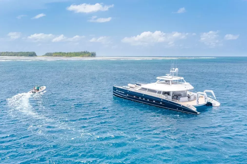 Boat Rental and Yacht Charter at the best yachting destinations around the world