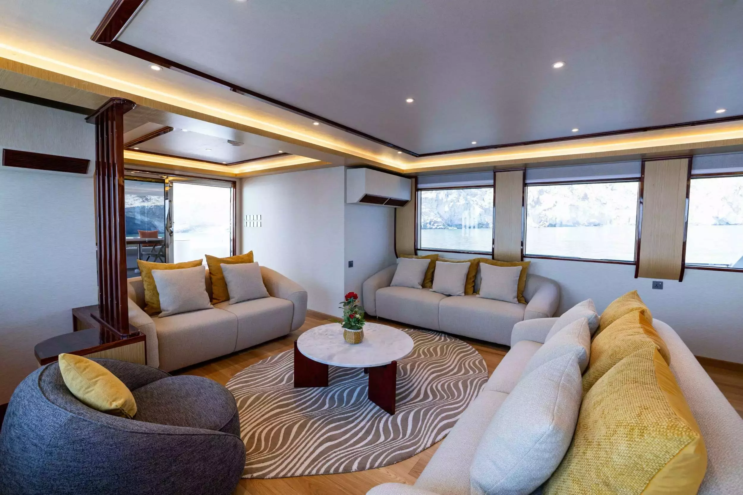 Vision by Salim Craft - Top rates for a Charter of a private Motor Yacht in Oman