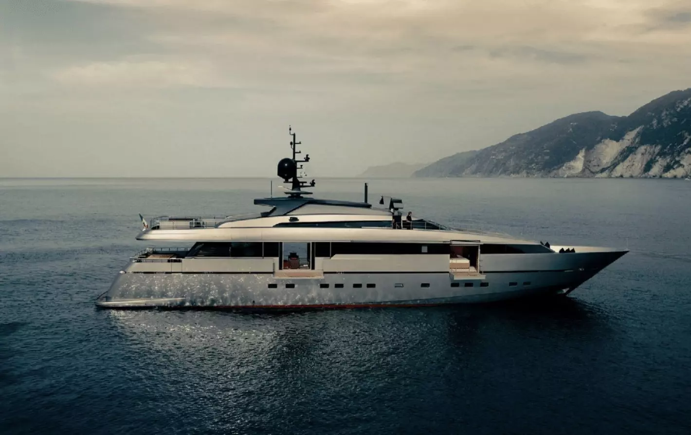 4A by Sanlorenzo - Special Offer for a private Superyacht Charter in Bora Bora with a crew