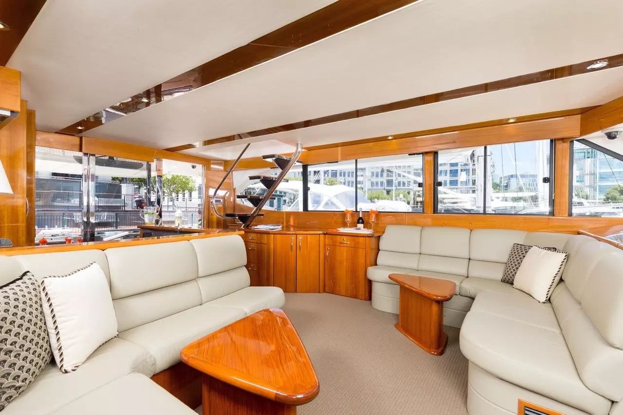 Boatcrowd