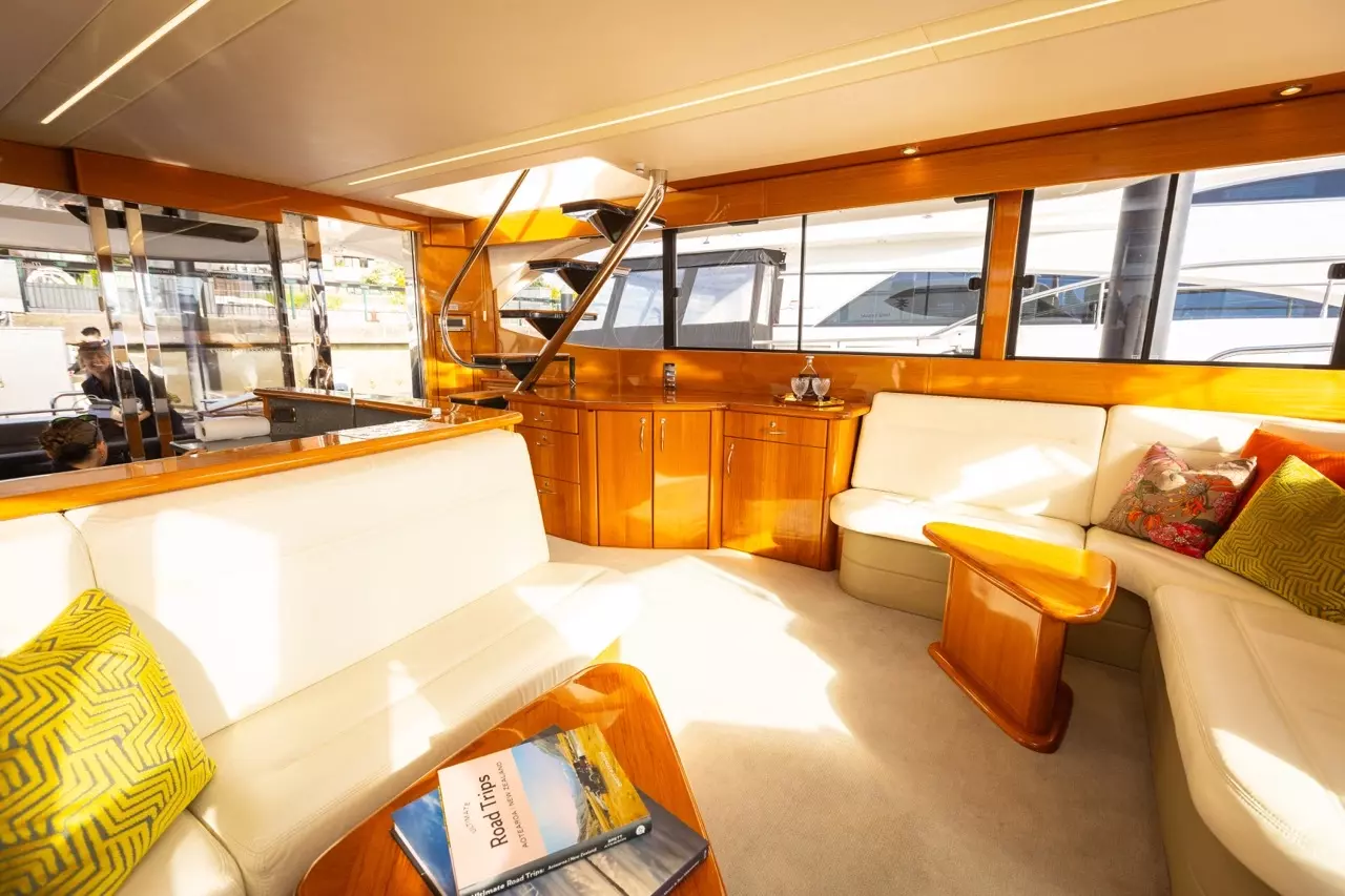 Boatcrowd