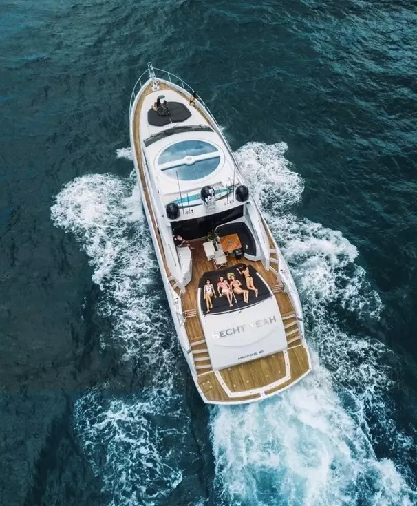 Boatcrowd
