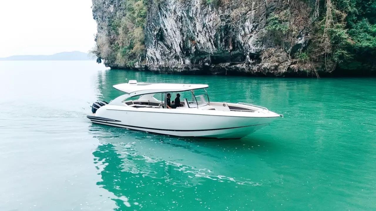 Boatcrowd
