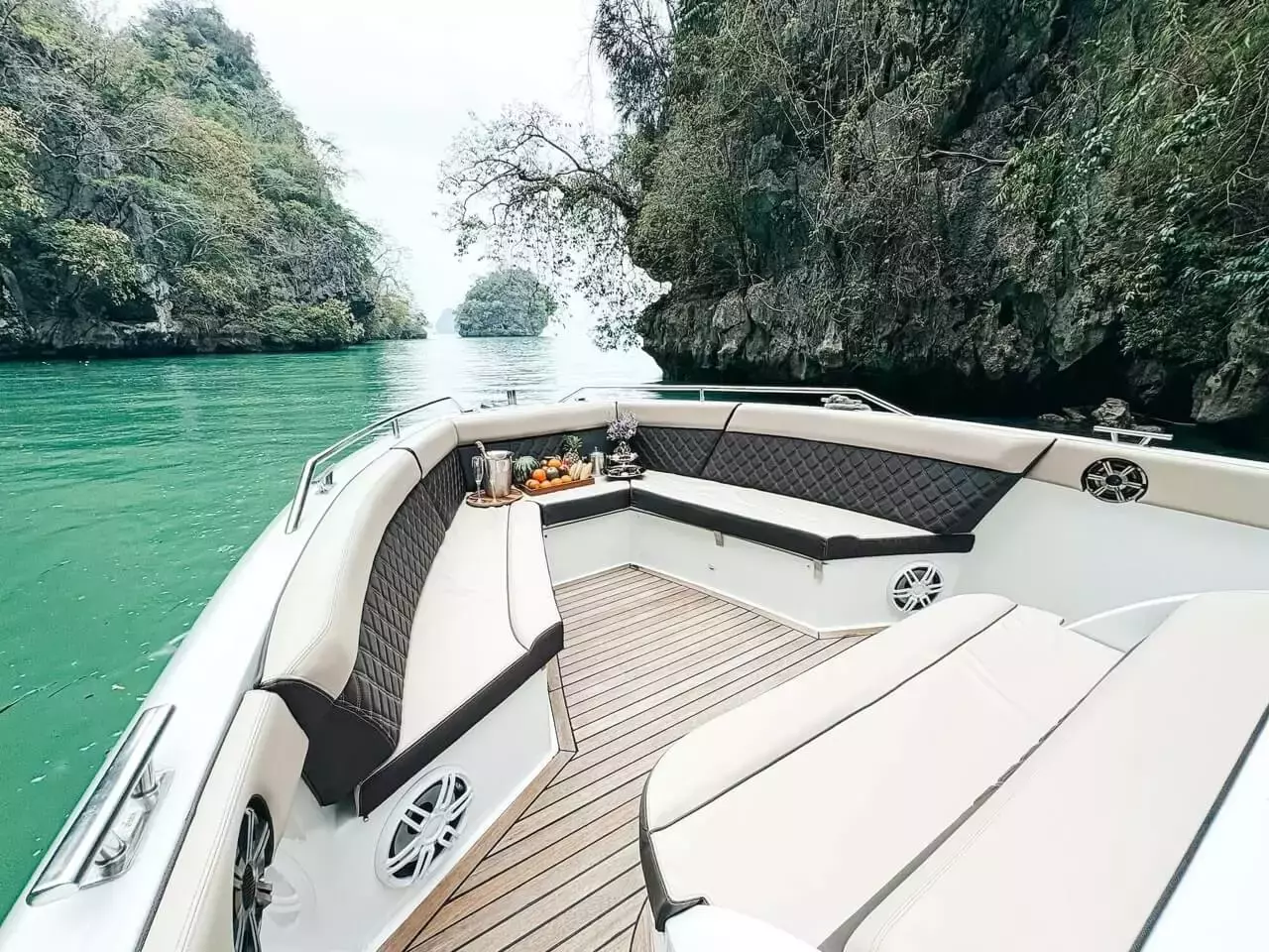 Boatcrowd