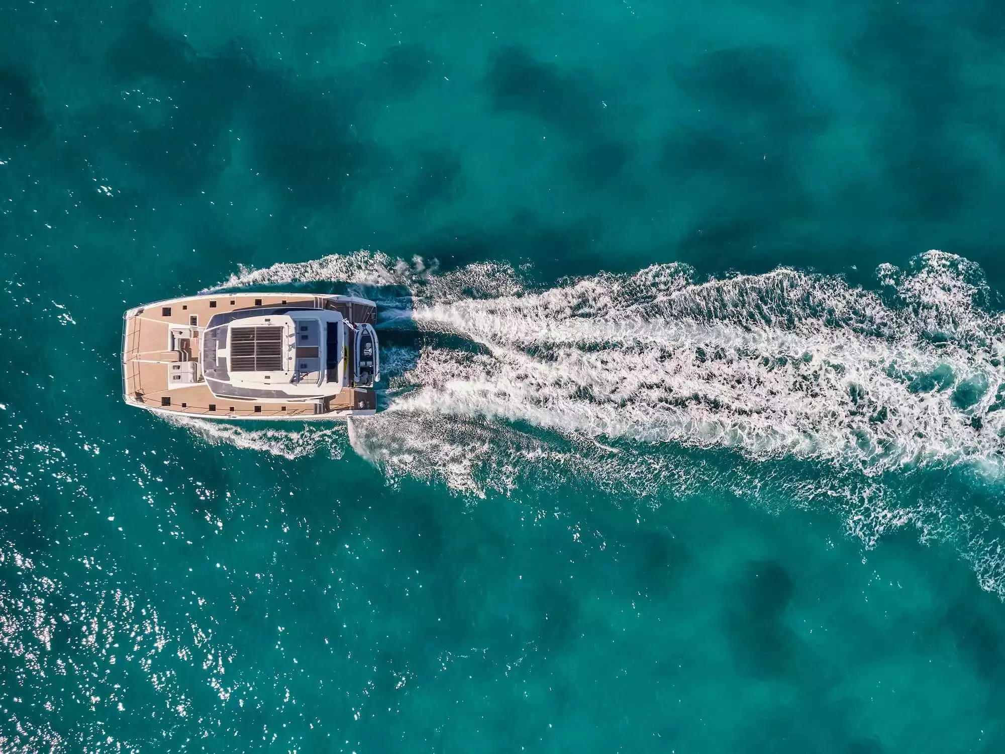 Boat Rental and Yacht Charter at the best yachting destinations around the world