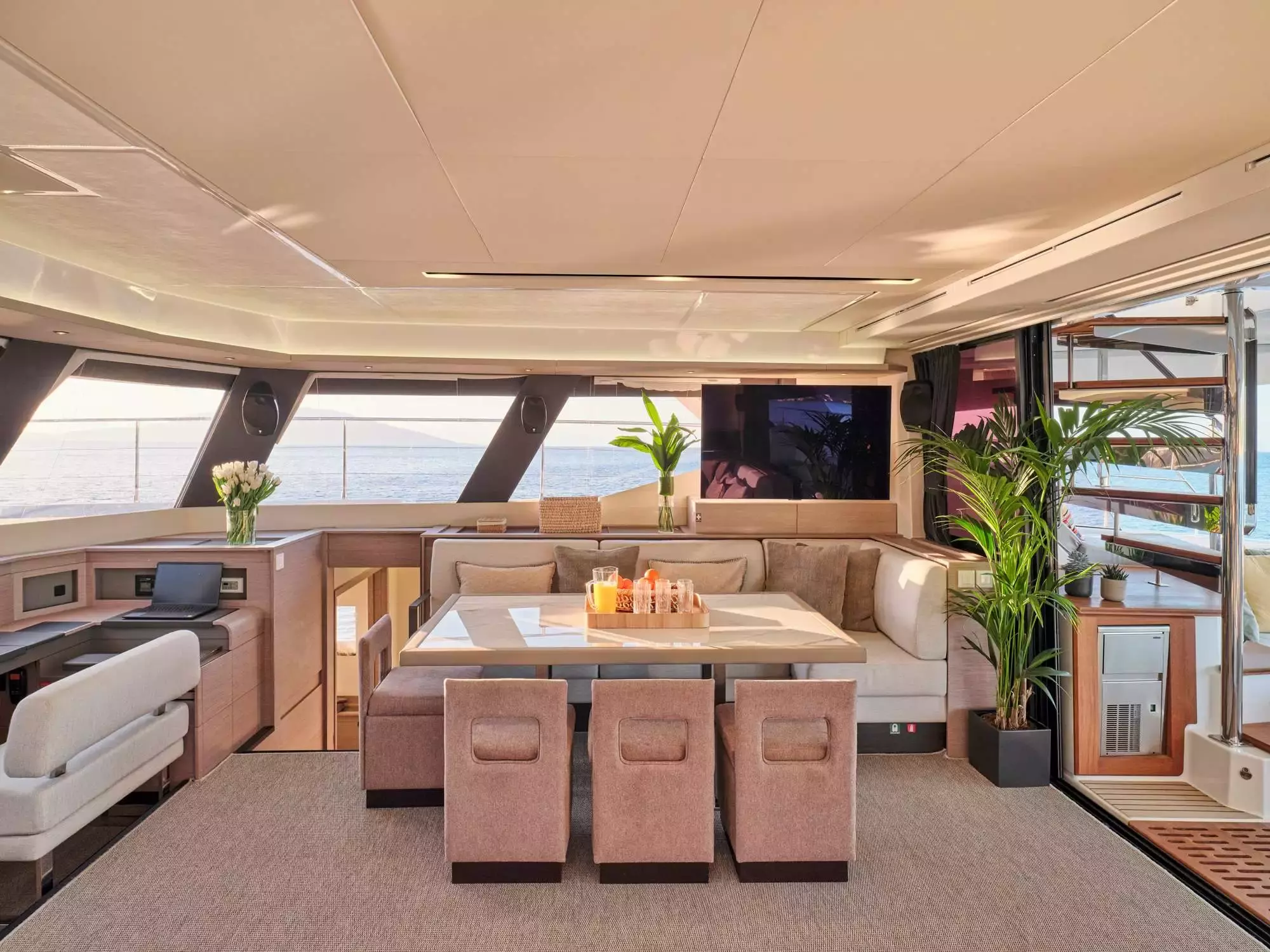 Boat Rental and Yacht Charter at the best yachting destinations around the world