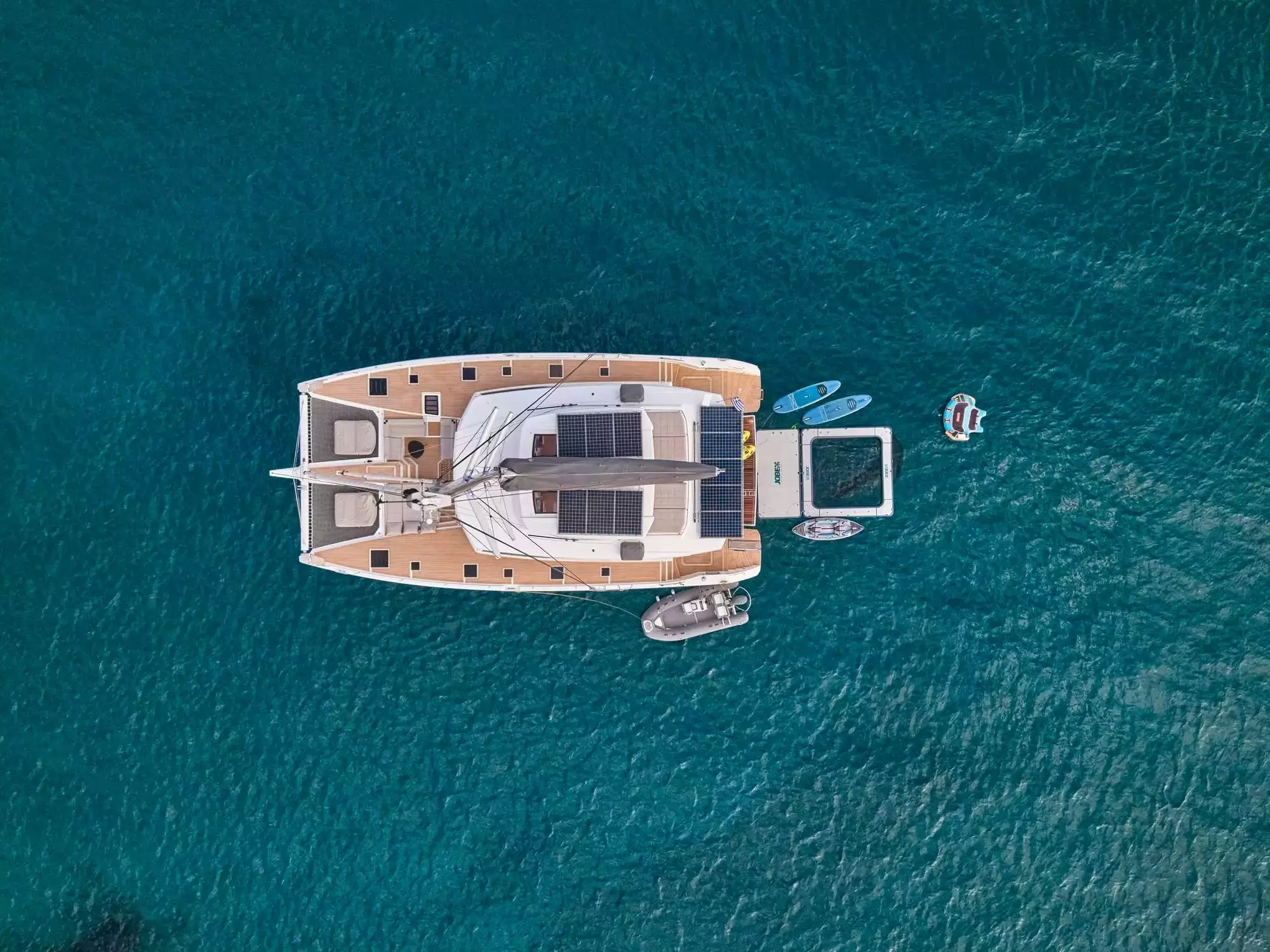 Boatcrowd