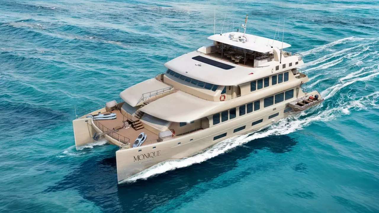 Monique by Custom Made – Special Offer on Private Superyacht Rental