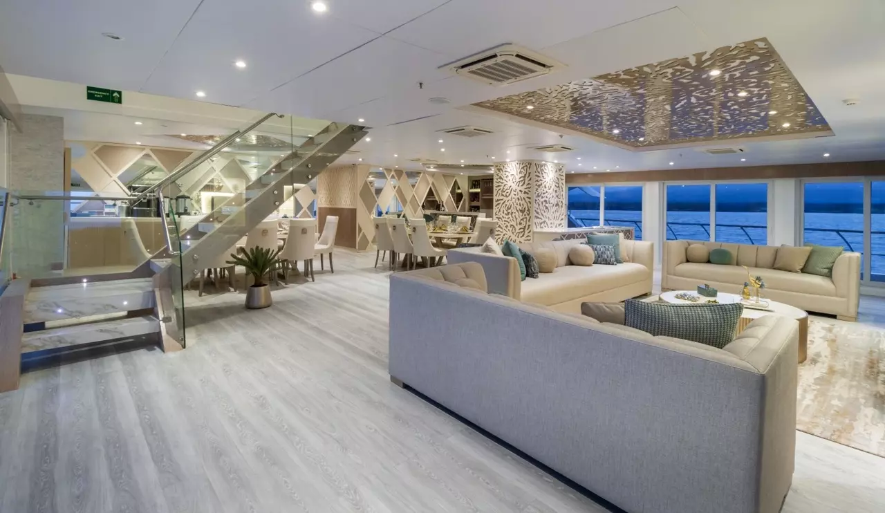 Elite Galapagos by Custom Made – Special Offer on Private Superyacht Rental