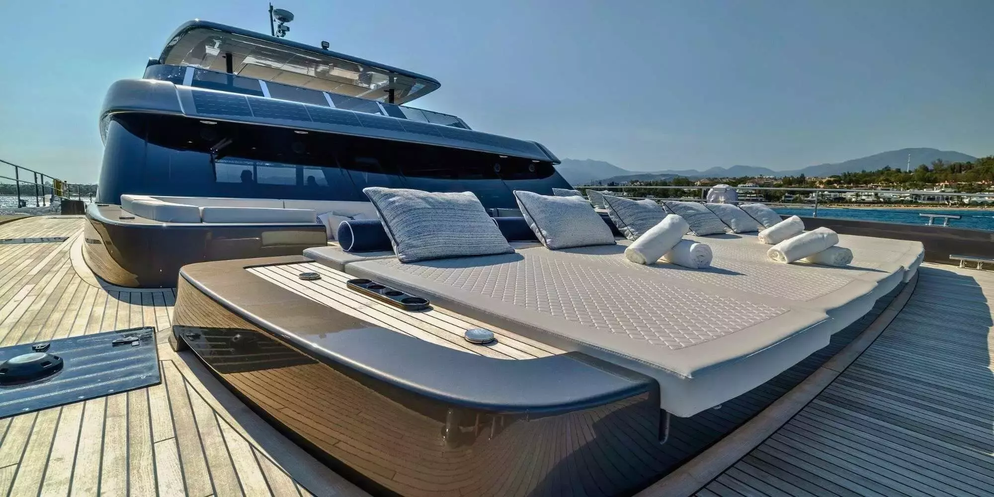 Tesni by Sunreef Yachts – Special Offer on Private Luxury Catamaran Rental