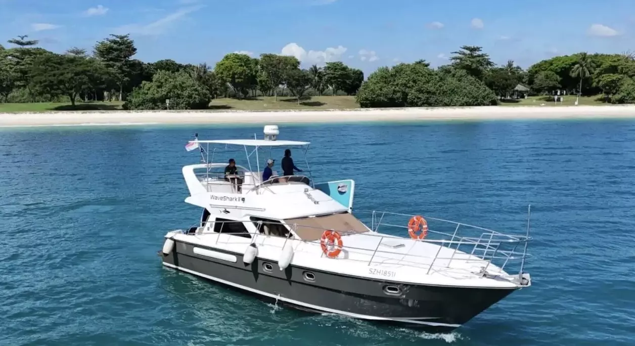 WaveShark II by Sport Cruiser – Special Offer on Private Motor Yacht Charter