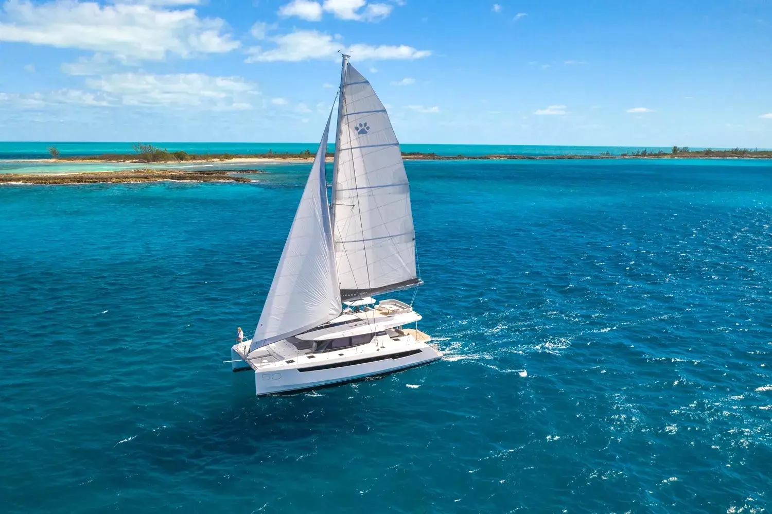 Leo50 by Leopard – Special Offer on Private Luxury Catamaran Rental