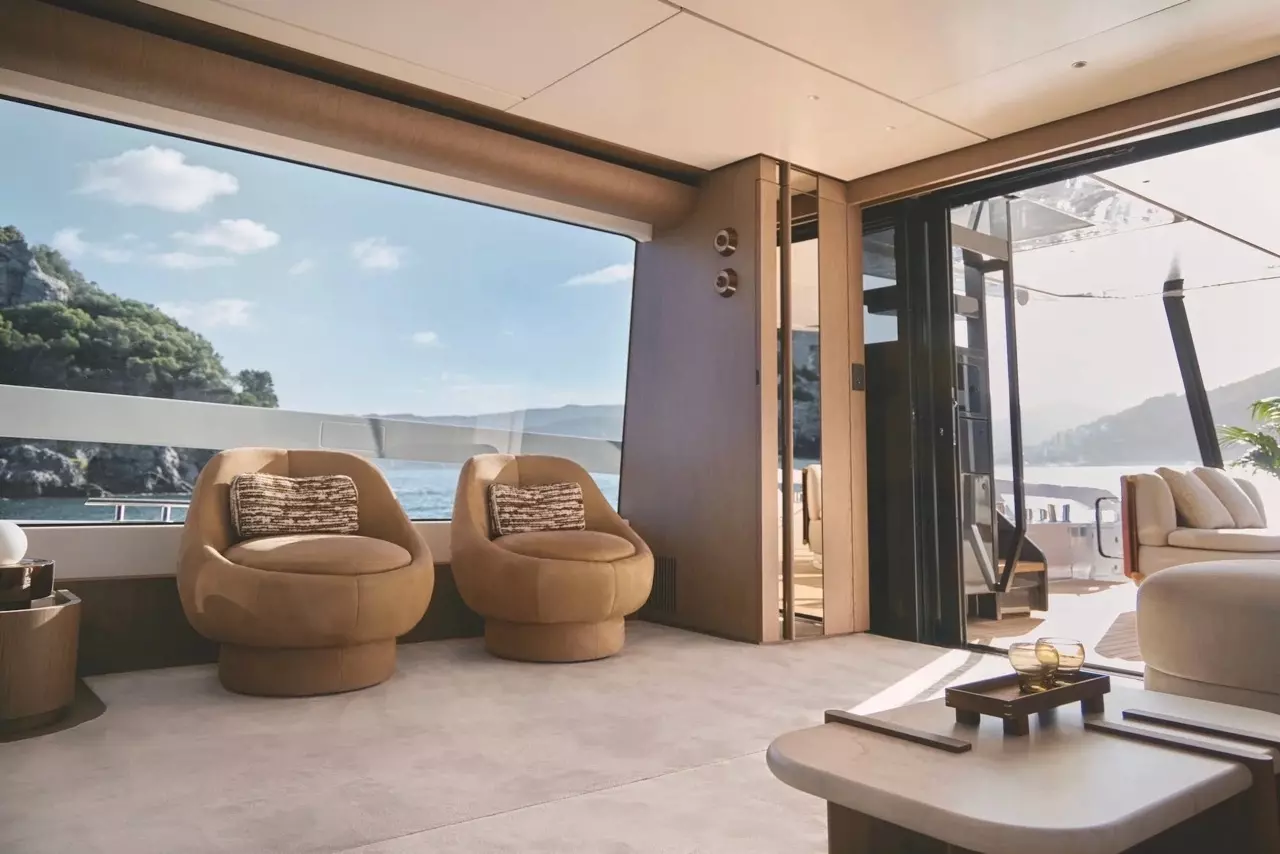 Balance by Azimut – Private Motor Yacht Charter in Rogoznica – Special Offer at Boatcrowd