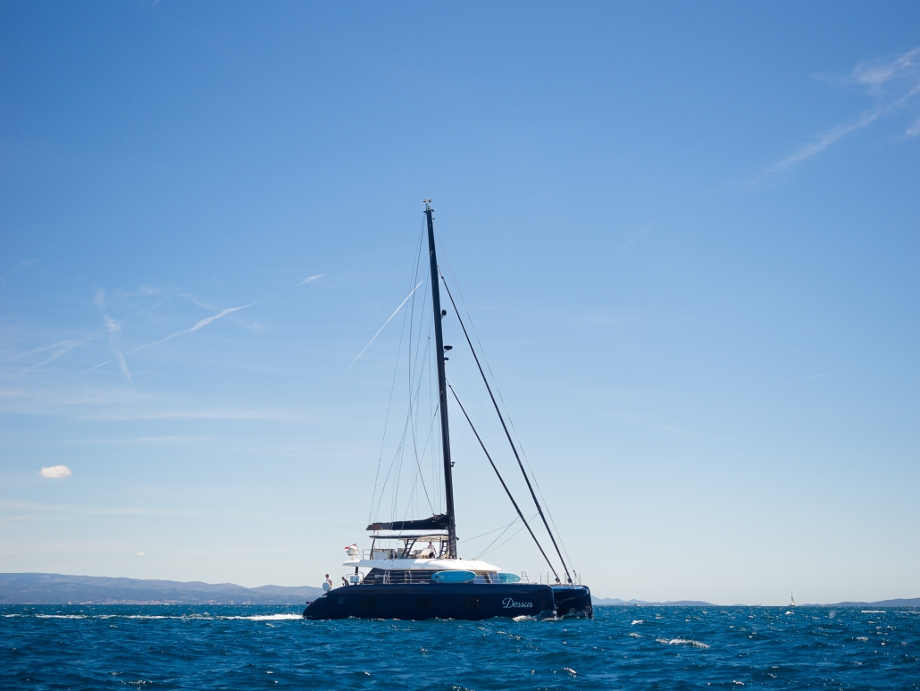 Dessus by Sunreef Yachts – Special Offer on Private Luxury Catamaran Rental