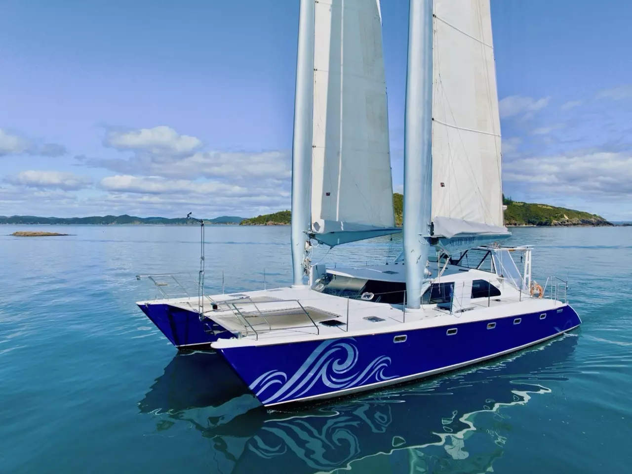 Cool Change by Kelsall – Special Offer on Private Sailing Catamaran Rental
