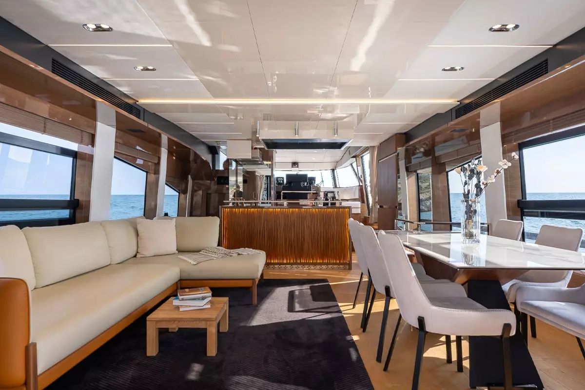 Enthusiast by Prestige Yachts – Private Motor Yacht Charter in Cap DAil – Special Offer at Boatcrowd