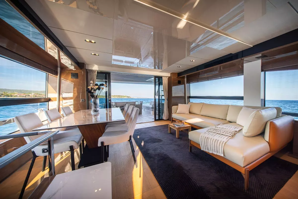 Enthusiast by Prestige Yachts – Private Motor Yacht Charter in Cap DAil – Special Offer at Boatcrowd