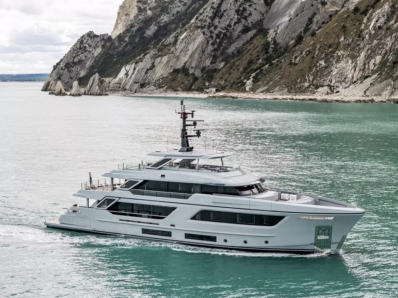 Pazienza by Cantiere Delle Marche - Private Superyacht Charter in New Zealand – Special Offer at Boatcrowd