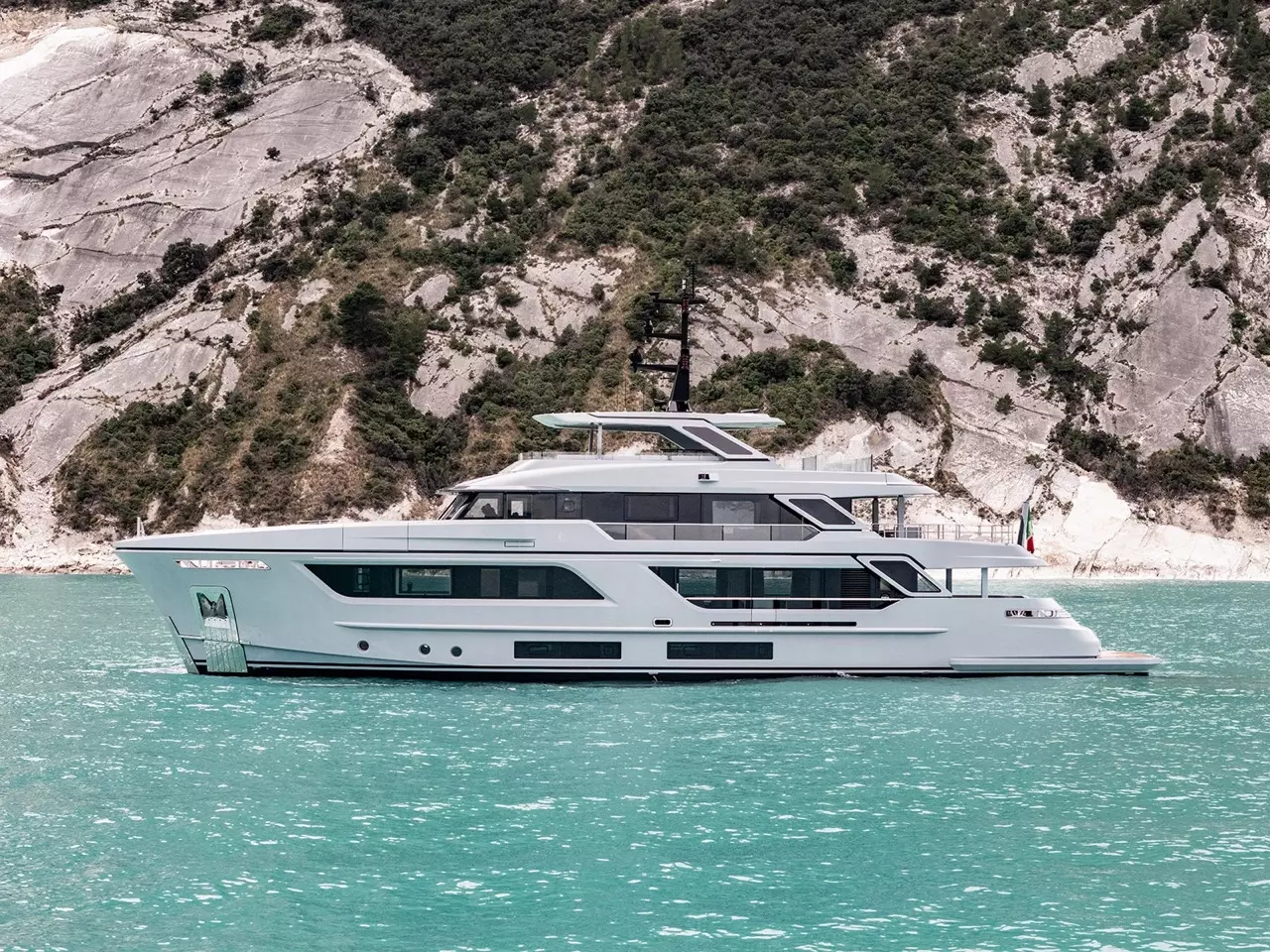 Pazienza by Cantiere Delle Marche - Private Superyacht Charter in New Zealand – Special Offer at Boatcrowd
